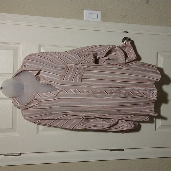 Torrid button down top - Picture 1 of 7